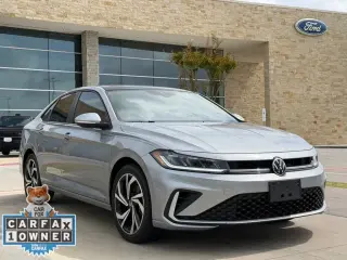 Volkswagen Jetta 2025 SEL 4 puertas Sedan