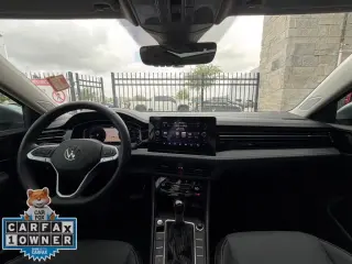 Volkswagen Jetta 2025 SEL 4 puertas Sedan