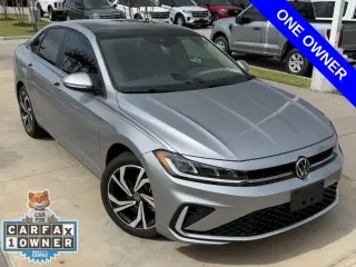 Volkswagen Jetta 2025 SEL 4 puertas Sedan