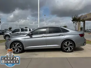 Volkswagen Jetta 2025 SEL 4 puertas Sedan