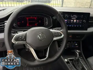 Volkswagen Jetta 2025 SEL 4 puertas Sedan