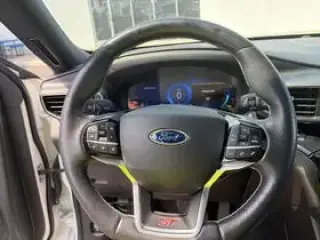 Ford Explorer 2022 ST 4 puertas SUV