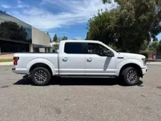 Ford F-150 2020 4x2 XLT 4 puertas SuperCrew 6.5 pies. SB