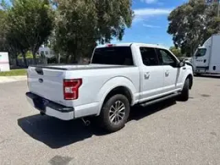Ford F-150 2020 4x2 XLT 4 puertas SuperCrew 6.5 pies. SB