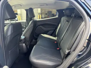 Ford Mustang Mach-E 2024 AWD Premium 4 puertas SUV