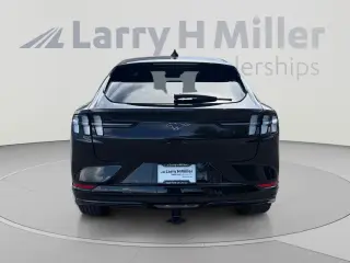 Ford Mustang Mach-E 2024 AWD Premium 4 puertas SUV