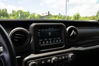 Jeep Wrangler 2023 4x4 Sport 2 puertas SUV