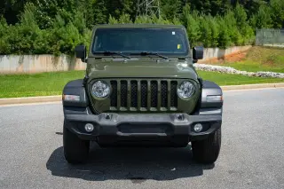 Jeep Wrangler 2023 4x4 Sport 2 puertas SUV