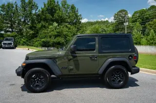 Jeep Wrangler 2023 4x4 Sport 2 puertas SUV