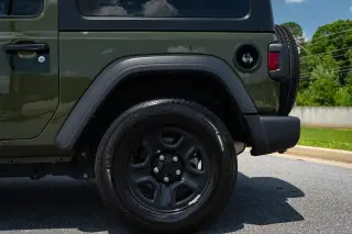 Jeep Wrangler 2023 4x4 Sport 2 puertas SUV