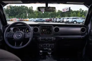 Jeep Wrangler 2023 4x4 Willys 4xe 4 puertas SUV