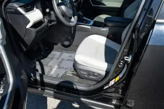 Toyota RAV4 2021 XLE Premium 4 puertas SUV