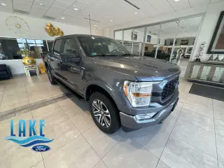 Ford F-150 2022 4x4 XL 4 puertas SuperCrew 5.5 pies SB