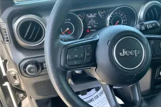 Jeep Wrangler 2022 4x4 Sport 2 puertas SUV