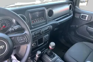Jeep Wrangler 2022 4x4 Sport 2 puertas SUV
