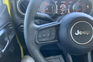 Jeep Wrangler 2023 4x4 Sport 2 puertas SUV