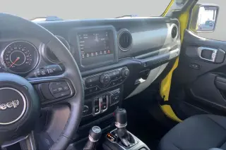 Jeep Wrangler 2023 4x4 Sport 2 puertas SUV