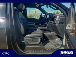 Ford F-150 2021 4x4 Lariat 4 puertas SuperCrew 5.5 pies. SB