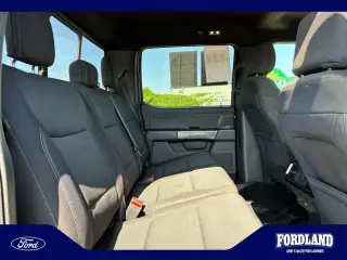 Ford F-150 2021 4x4 XLT 4 puertas SuperCrew 5.5 pies. SB