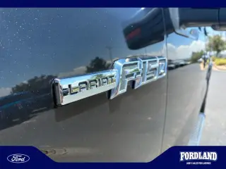 Ford F-150 2013 4x4 Lariat 4 puertas SuperCrew Styleside 5.5 pies. SB