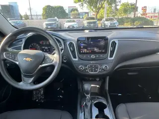 Chevrolet Malibu 2024 LT 4 puertas Sedan con 1LT