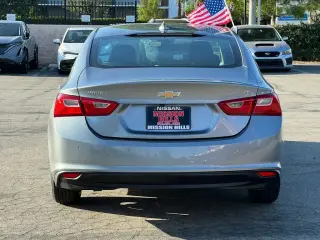 Chevrolet Malibu 2024 LT 4 puertas Sedan con 1LT