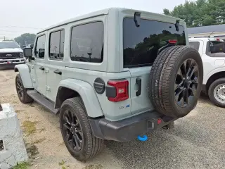 Jeep Wrangler 2023 4x4 Sahara 4xe 4 puertas SUV