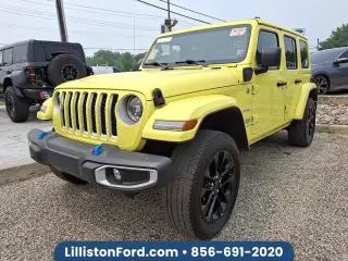 Jeep Wrangler 2023 4x4 Sahara 4xe 4 puertas SUV
