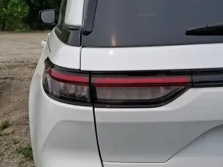 Jeep Grand Cherokee 2023 4x4 Laredo 4 puertas SUV