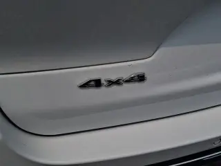 Jeep Grand Cherokee L 2023 4x4 Laredo 4 puertas SUV