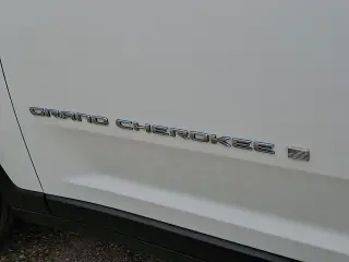 Jeep Grand Cherokee 2023 4x4 30.º Aniversario 4xe 4 puertas SUV