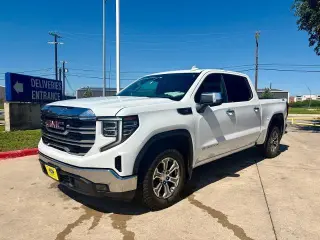 GMC Sierra 1500 2023 4x4 SLT 4dr Crew Cab 6.6 ft. SB