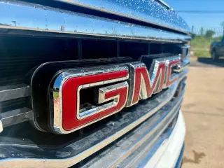 GMC Sierra 1500 2023 4x4 SLT 4dr Crew Cab 6.6 ft. SB
