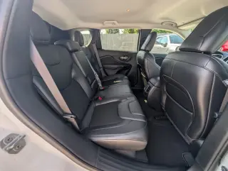 Jeep Cherokee 2020 Latitude Plus 4 puertas SUV