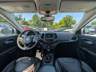 Jeep Cherokee 2020 Latitude Plus 4 puertas SUV