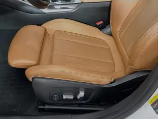 Serie 3 de BMW 2023 AWD 330e xDrive 4 puertas Sedan