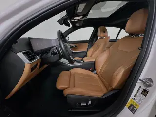 Serie 3 de BMW 2023 AWD 330e xDrive 4 puertas Sedan