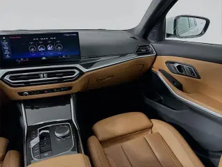 Serie 3 de BMW 2023 AWD 330e xDrive 4 puertas Sedan