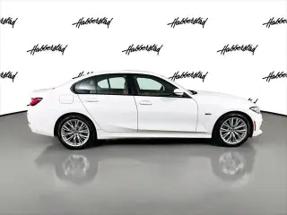 Serie 3 de BMW 2023 AWD 330e xDrive 4 puertas Sedan