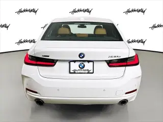Serie 3 de BMW 2023 AWD 330e xDrive 4 puertas Sedan