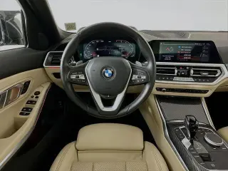 Serie 3 BMW 2022 AWD 330i xDrive 4 puertas Sedan