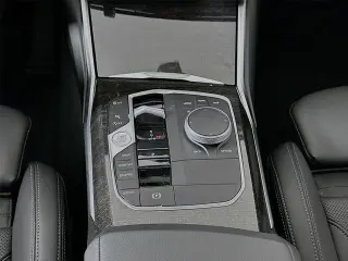 Serie 3 de BMW 2023 AWD 330i xDrive Sedán 4 puertas