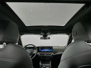 Serie 3 de BMW 2023 AWD 330i xDrive Sedán 4 puertas