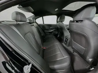 Serie 3 de BMW 2023 AWD 330i xDrive Sedán 4 puertas