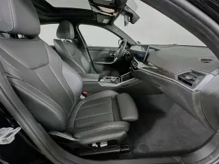 Serie 3 de BMW 2023 AWD 330i xDrive Sedán 4 puertas
