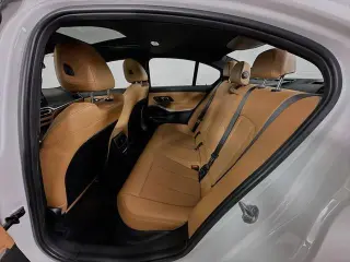 BMW Serie 3 2024 AWD 330i xDrive 4 puertas Sedan