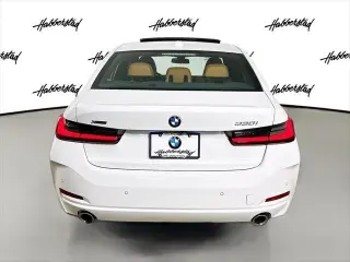 BMW Serie 3 2024 AWD 330i xDrive 4 puertas Sedan