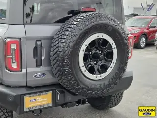 Ford Bronco 2023 4x4 Outer Banks Advanced 4 puertas SUV