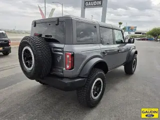 Ford Bronco 2023 4x4 Outer Banks Advanced 4 puertas SUV