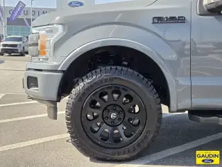 Ford F-150 2019 4x4 Lariat 4 puertas SuperCrew 5.5 pies. SB